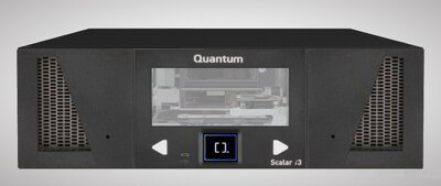 Quantum Scalar i3 Tape Library SAS+OPT 2xLTO-6 vezérlőegységgel (25 CoD)