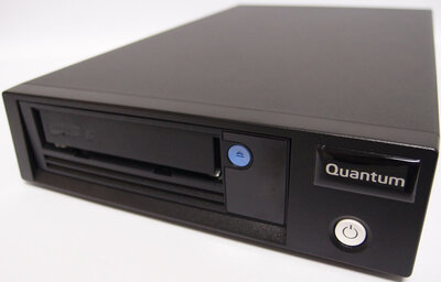 Quantum LTO-6 HH tabletop SAS HBA bundle 6GB/S SAS fekete